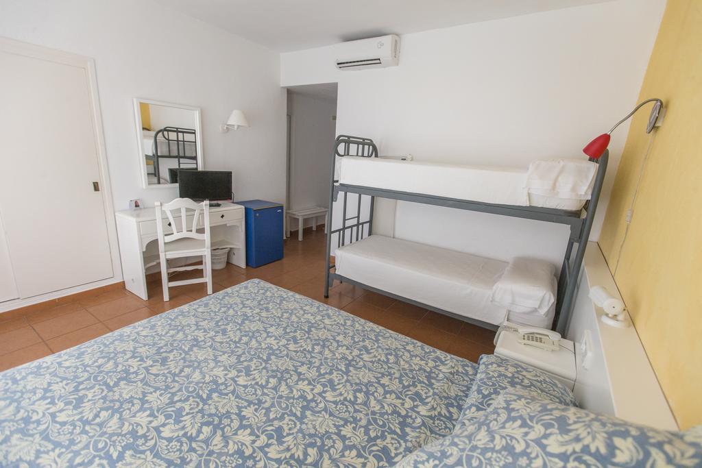 Hotel Presidente Portinatx Kültér fotó