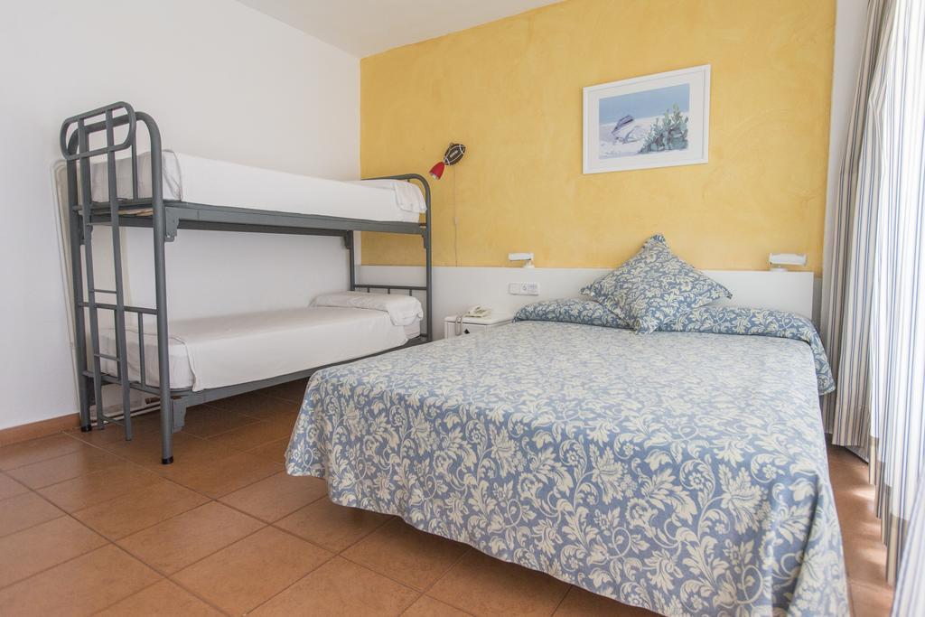 Hotel Presidente Portinatx Kültér fotó