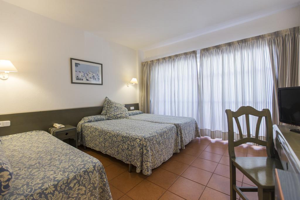 Hotel Presidente Portinatx Kültér fotó
