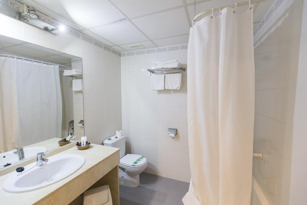 Hotel Presidente Portinatx Kültér fotó